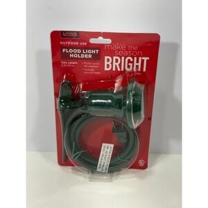 Living Solutions Outdoor Flood Light Holder Green 6ft Cord PAR38 150W Max 355245